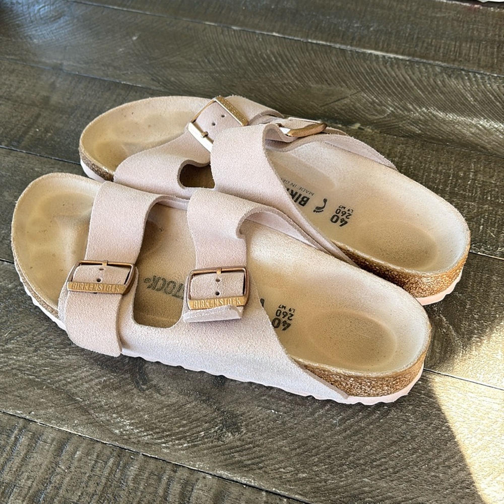 Birkenstock 40 Arizona Shimmering Light Rose Suede Sandals Narrow